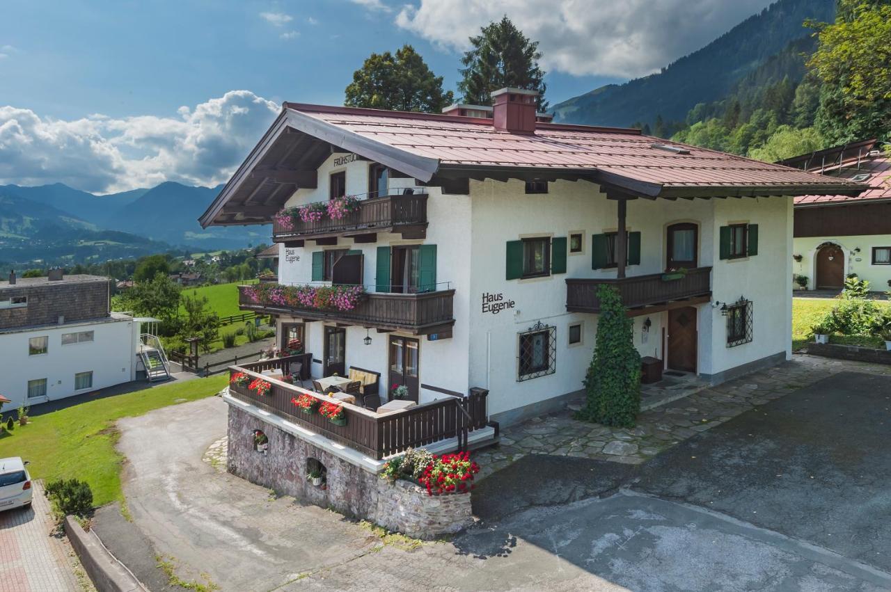 Fruehstueckspension & Appartements Eugenie Kitzbühel Buitenkant foto